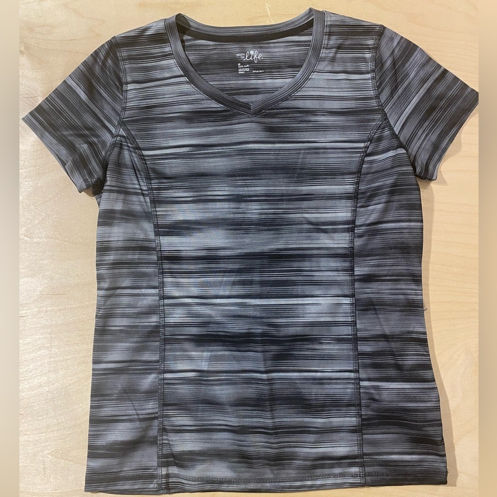 Made for Life Women's Black Striped Short Sleeve Tee Medium (QS)